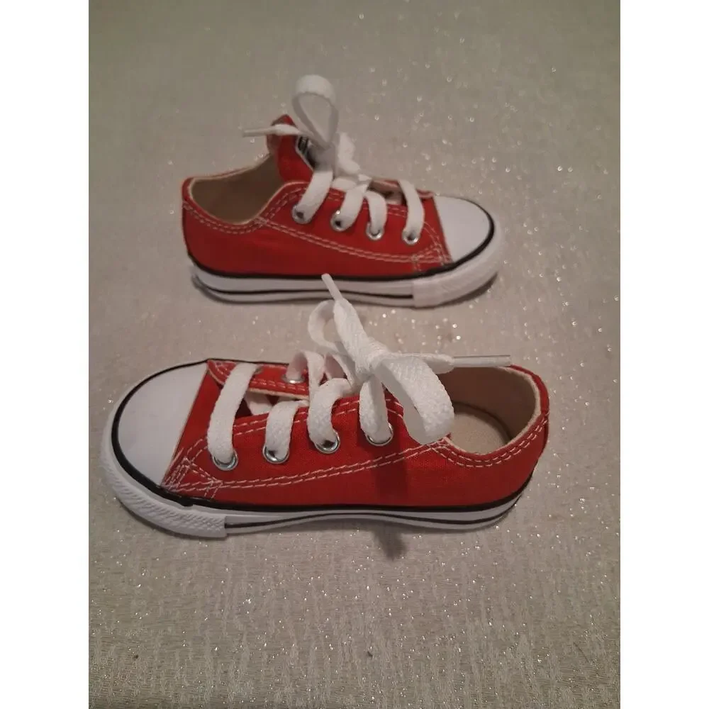 Converse Chuck Taylor All Star Infant Size 6 Red Low Top Sneakers 7J236 Kids